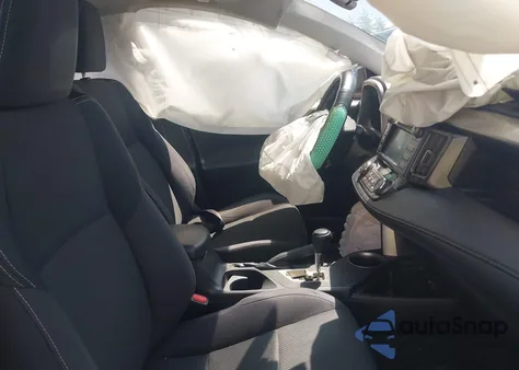 2014 Toyota Rav4 Xle z USA, uszkodzony, nr VIN JTMRFREV4EJ005346